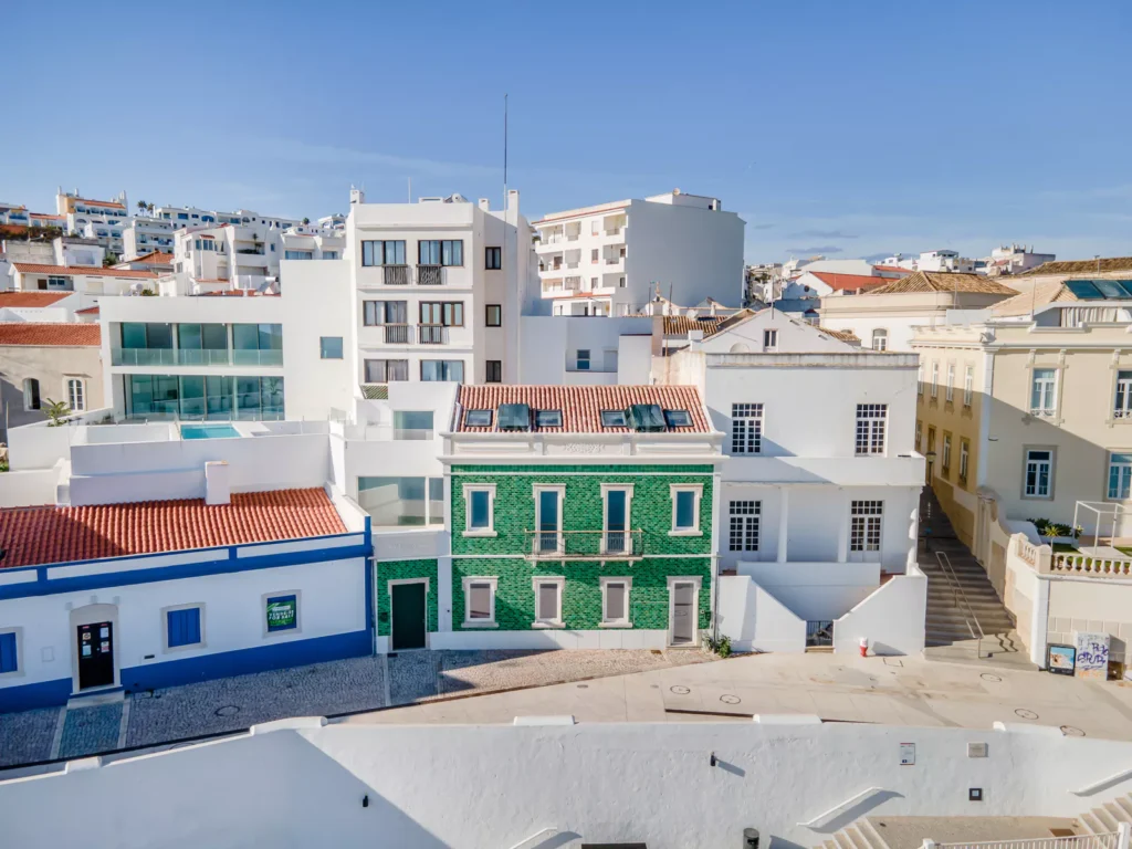 Front of the Sea with swimming pool and a unique view! Albufeira, Algarve, Portugal